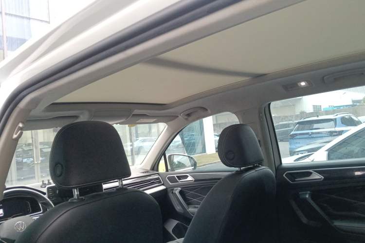 Used Volkswagen Tiguan L 2023 300TSI Automatic Two-Wheel Drive Smart Edition