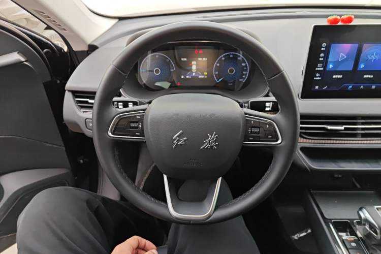 Used Hongqi E-QM5 2023 Revised Version Basic Travel Edition
