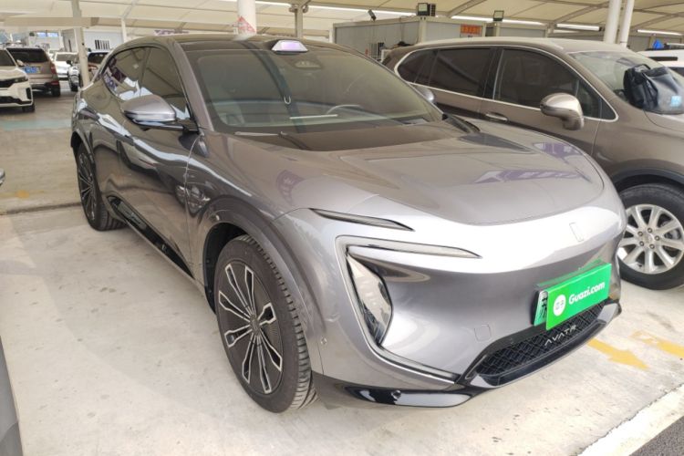 Used  07 2024 Max Extended-Range Edition
