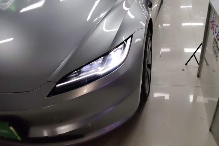 Used Tesla Model 3 2025 Rear-Wheel-Drive Version