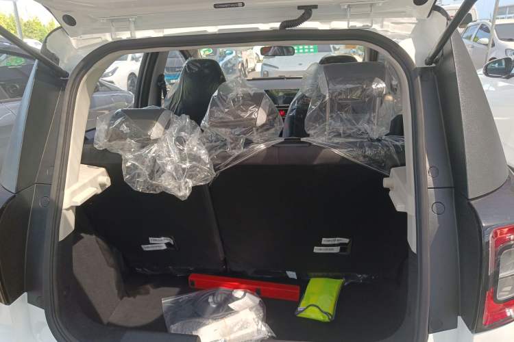 Used  E10X 2024 Charming Edition 301km Lite