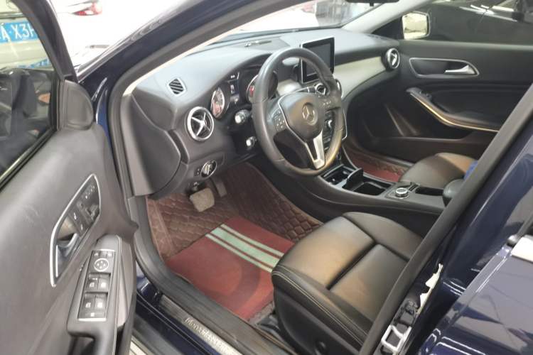 Used Mercedes-Benz GLA 2016 GLA 200 Fashion Model
