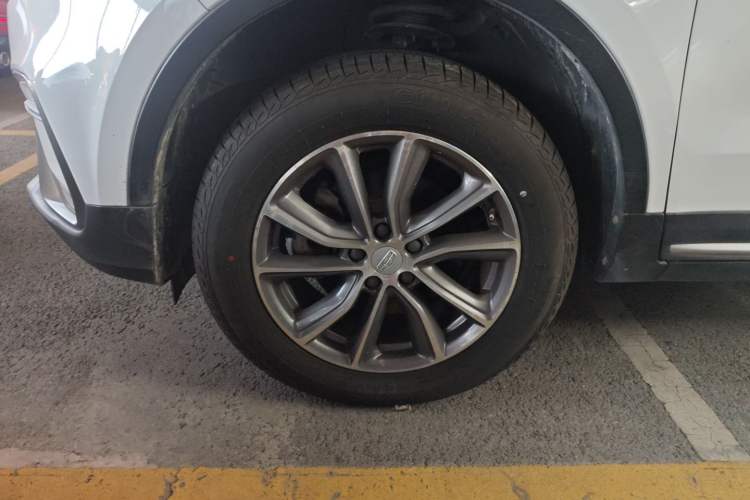 Used Geely Auto Emgrand X7 Sport 2020 1.8TD DCT Two-Wheel Drive Zhiya Model
