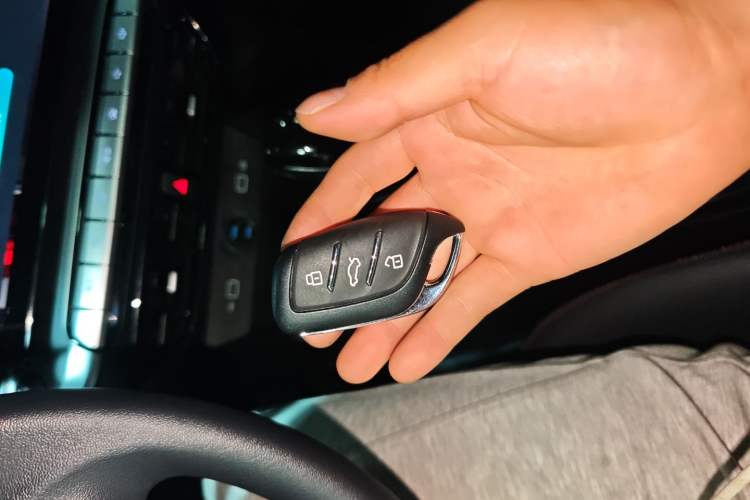 Used MG 5 2023 180 DVVT CVT Luxury Edition
