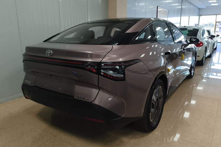 Used Toyota bZ3 2023 616 km Long-Range Premium
