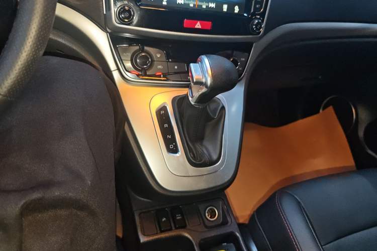 Used Haval M6 2019 1.5T DCT Two-Wheel Drive Elite Version China VI Standard
