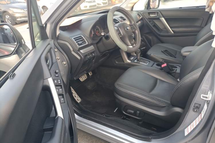 Used Subaru Forester 2015 2.0i Special Edition Commemorative Model
