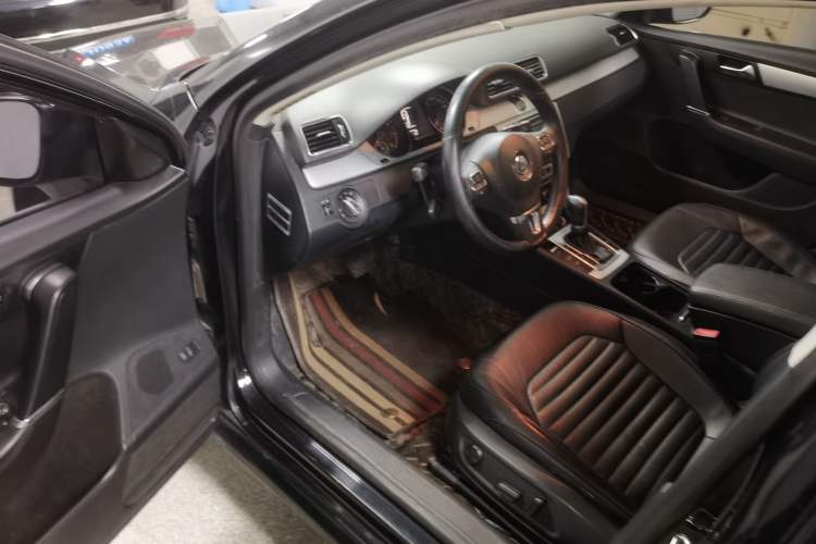 Used Volkswagen Magotan 2016 1.8TSI Smart Comfort Model
