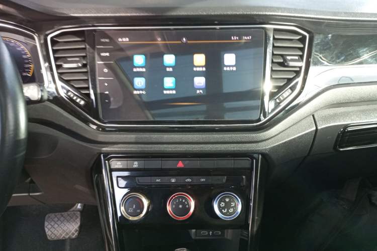 Used Volkswagen T-ROC 2021 280TSI DSG Two-Wheel Drive Comfort Connect Edition
