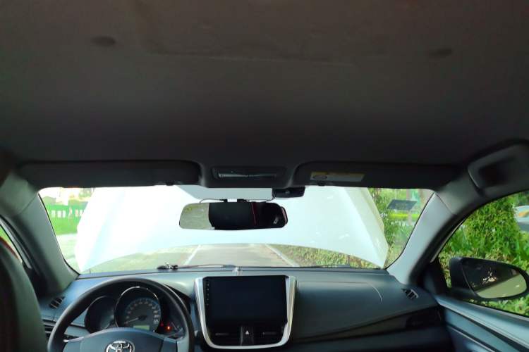 Used Toyota YARiS L 2016 Revised 1.5E CVT Charming Edition