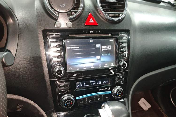 Used Haval H6 2016 Upgraded Model 1.5T Automatic Two-Wheel Drive Elite Version
