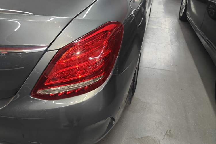 Used Mercedes-Benz C-Class 2017 Restyled C 180 L Fashion Edition Sport Version
