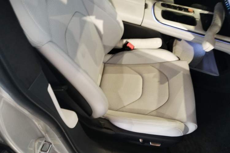 Used  SU7 2024 Four-Wheel Drive Ultra-Long Range Advanced Intelligent Driving Max Edition
