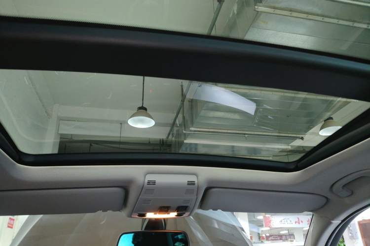 Used BMW X1 2014 sDrive18i Leading Model
