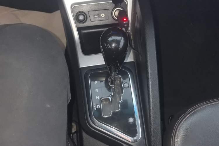 Used  Refine S3 2016 1.5L CVT Luxury Smart Version