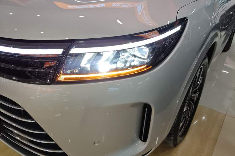 Used Hima AITO M7 2024 1.5T Rear-Drive Plus Version 5 Seats
