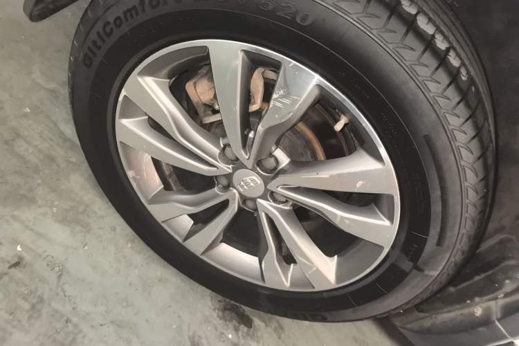 Used Geely Auto Emgrand X7 Sport 2016 1.8TD Automatic Smart Connectivity Version
