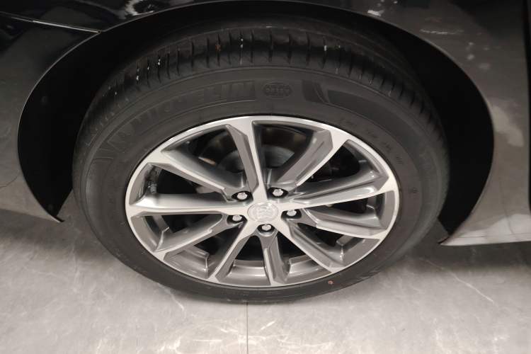 Used Buick LaCrosse 2022 652T Luxury Version