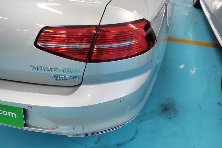 Used Volkswagen Magotan 2019 330TSI DSG Luxury Version China VI Standard