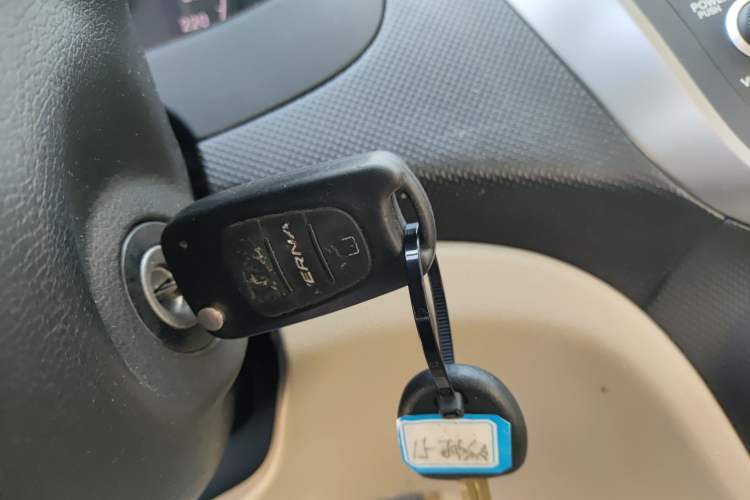 Used Hyundai Verna 2014 1.4L Manual Smart GLS Trim
