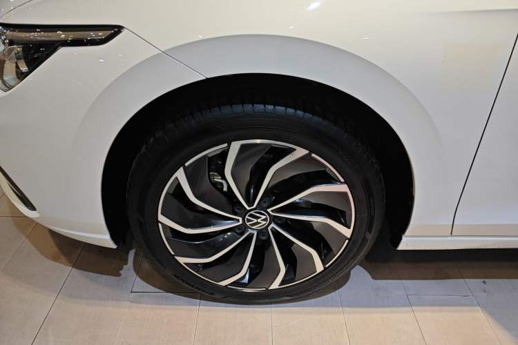 Used Volkswagen Golf 2023 Facelift 280TSI DSG Pro