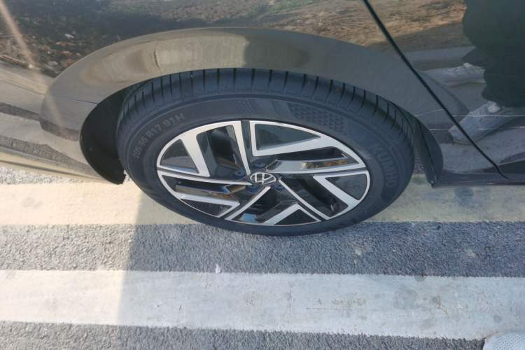 Used Volkswagen Sagitar 2023 200TSI DSG Excellence Edition
