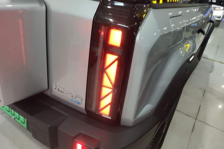 Used  03 2024 401km Range Two-Wheel Drive Coffee Entrepreneur Edition