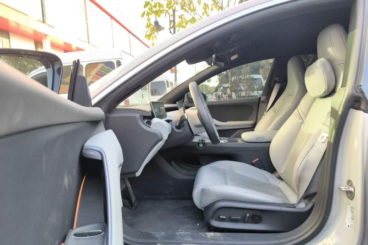 Used Nio ET5T 2023 75 kWh Touring