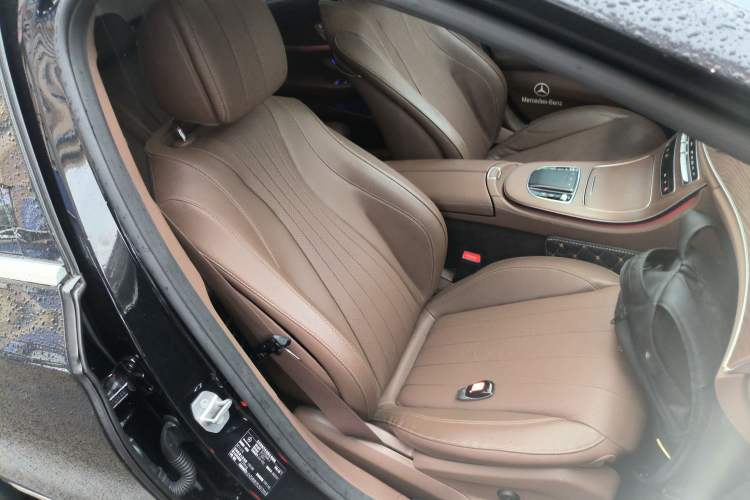 Used Mercedes-Benz E-Class 2023 E 300 L Luxury Model
