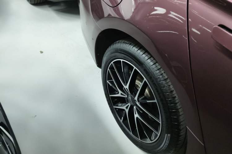 Used BYD Seal 2023 DM-i 1.5T 121km Flagship Model
