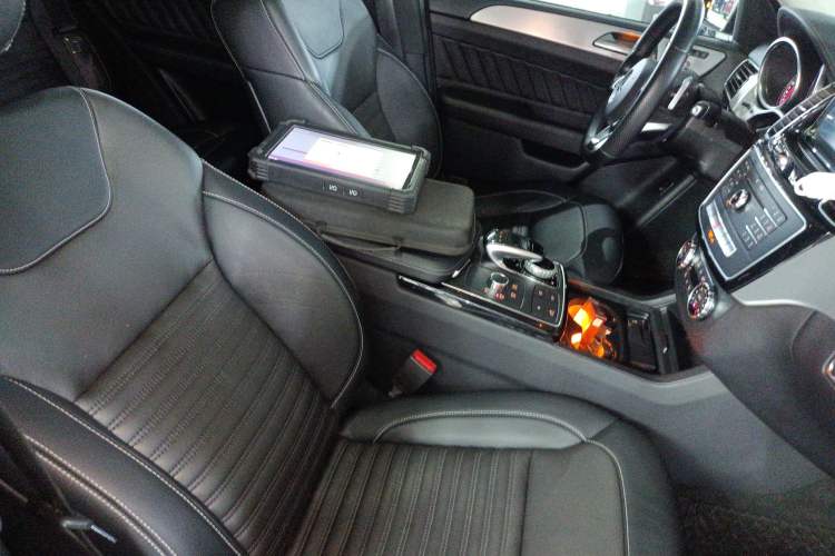 Used Mercedes-Benz GLE Coupe 2017 GLE 450 AMG 4MATIC Coupe SUV
