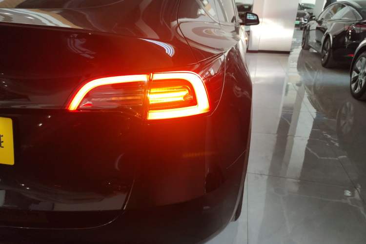 Used Tesla Model Y 2022 Rear-Wheel-Drive Version
