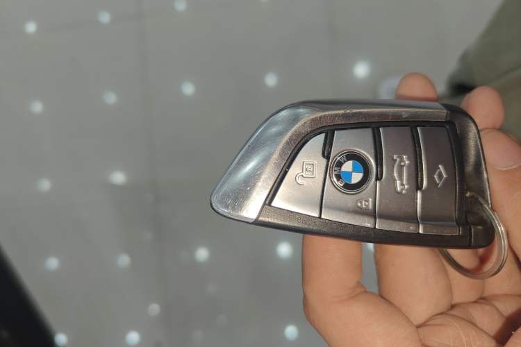 Used BMW 5 Series 2022 Restyled 525Li Luxury Package
