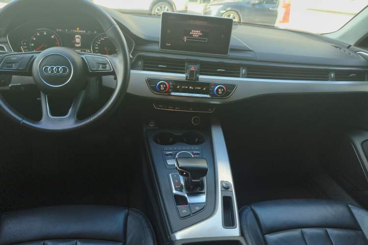 Used Audi A4L 2017 Plus 40 TFSI Fashion Model
