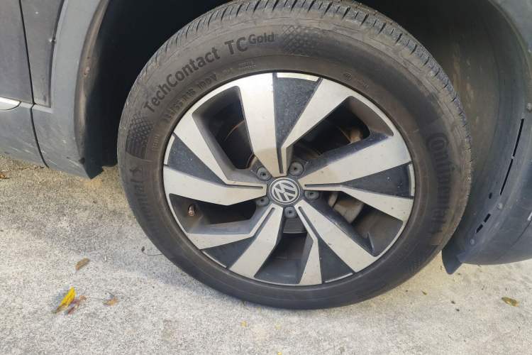 Used Volkswagen Tayron 2019 330TSI Two-Wheel Drive Luxury Model China VI Standard
