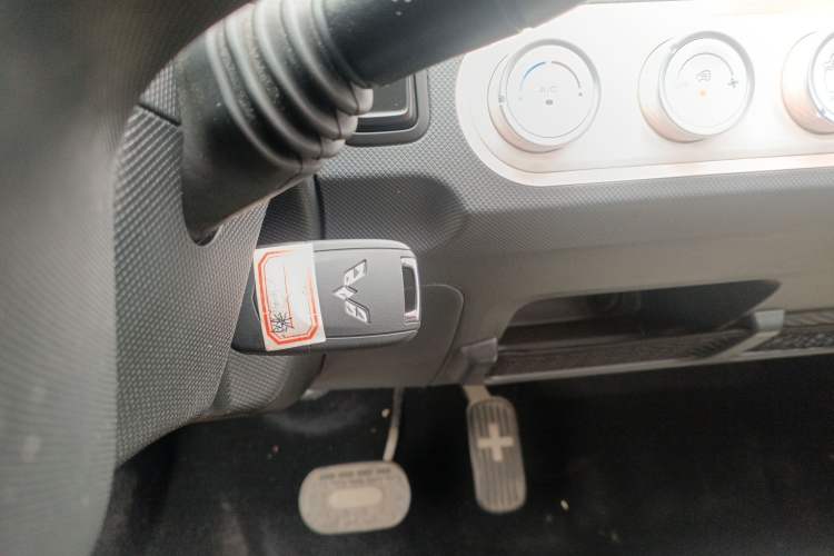 Used Wuling Hongguang MINIEV 2021 Macaron Fashion Edition Lithium-Ion Battery