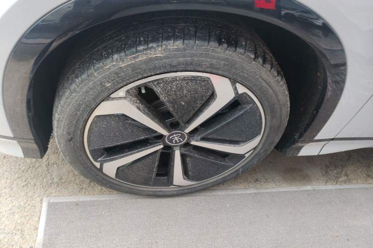 Used BYD Song L EV 2025 662 km Advanced Intelligent Driving Version
