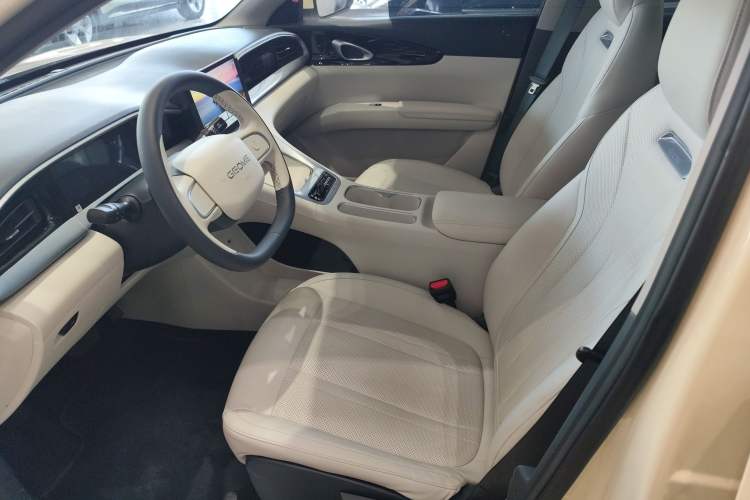 Used  Geome 2025 310km Youth Edition