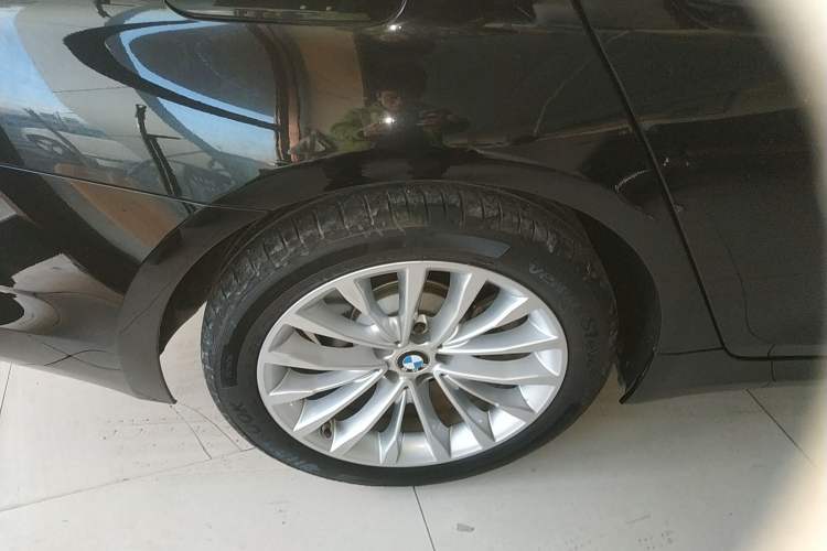 Used BMW 5 Series New Energy 2020 Mileage Upgrade Version 530Le Luxury Package