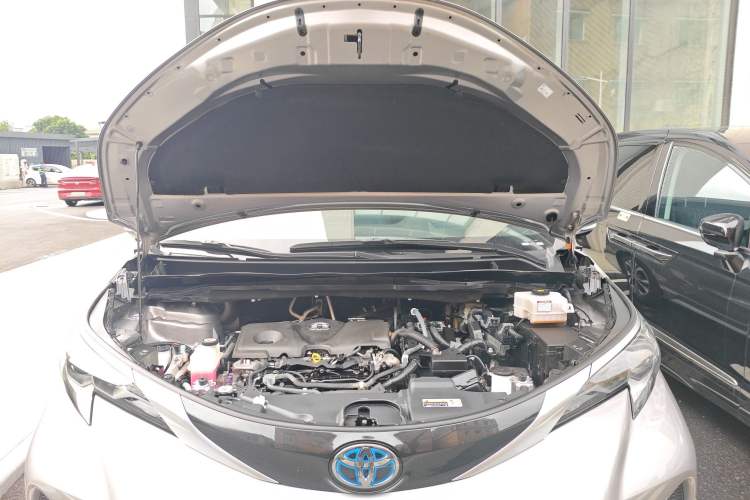 Used Toyota Granvia 2023 2.5L Hybrid Flagship VIP Edition
