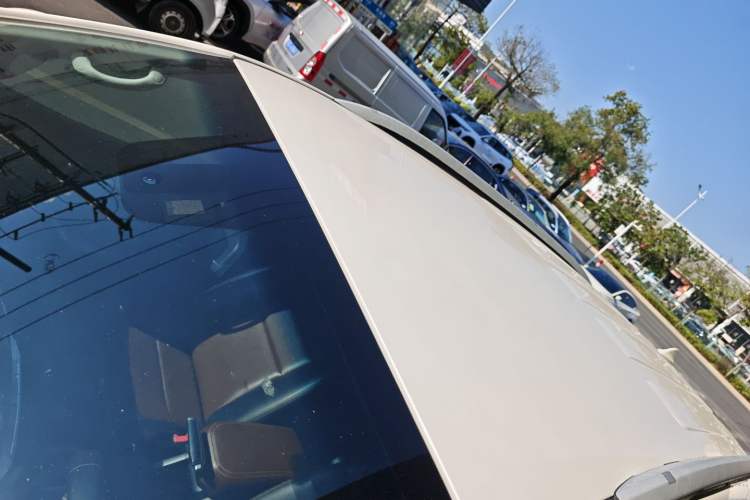 Used JMC Yusheng S350 2016 2.0T Automatic Two-Wheel Drive Gasoline Luxury Edition 5 Seats
