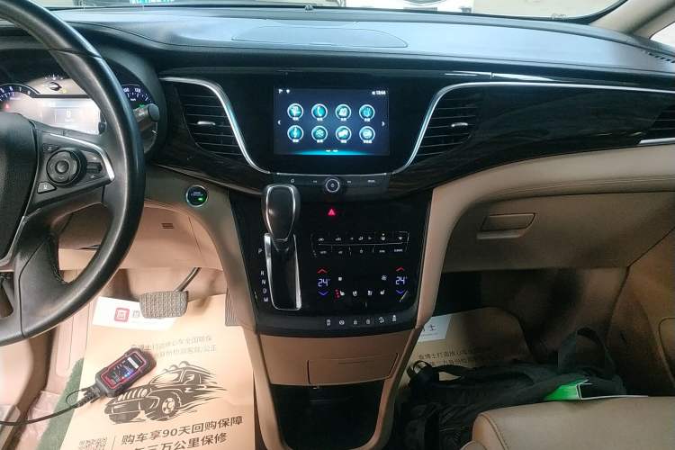 Used Buick GL8 2018 ES 28T Flagship Model China VI Standard
