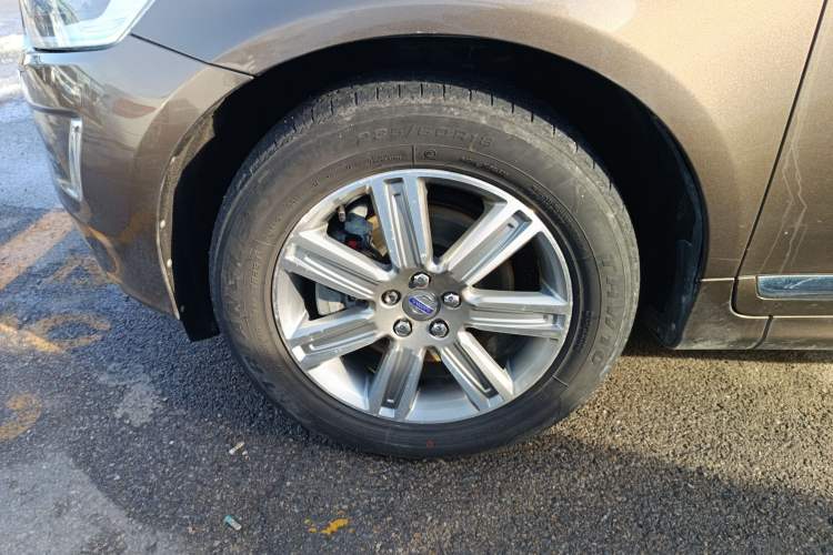 Used Volvo XC60 2017 T5 AWD Smart Range Edition
