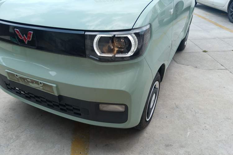 Used Wuling Hongguang MINIEV 2021 Macaron Premium Model – Lithium Iron Phosphate
