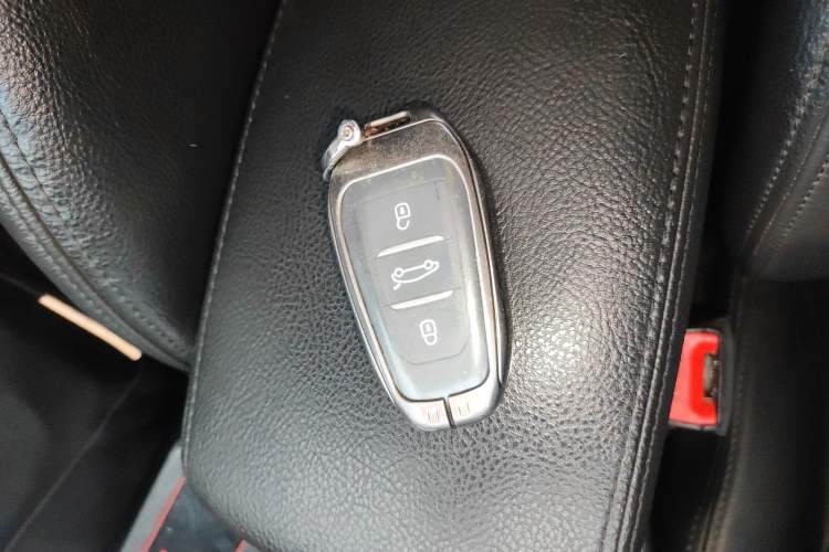 Used Citroen C4L 2014 1.8L Intelligent Drive Automatic Dynamic Model