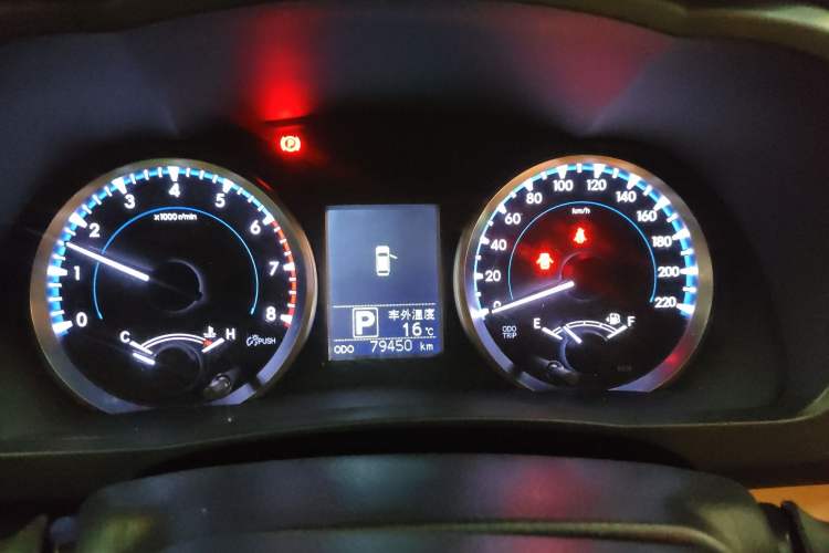 Used Toyota Highlander 2018 2.0T Four-Wheel Drive Elite Edition 7 Seats China VI Standard
