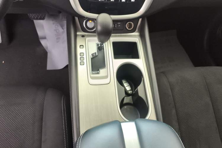 Used Nissan Murano 2021 2.5L XE Two-Wheel Drive Elite Edition
