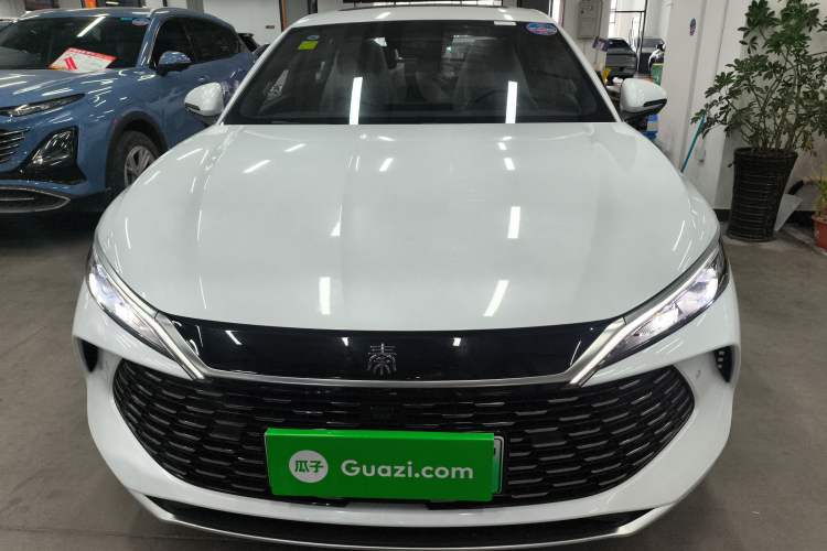 Used BYD Qin L 2025 DM-i Smart Drive 120KM Leading Model
