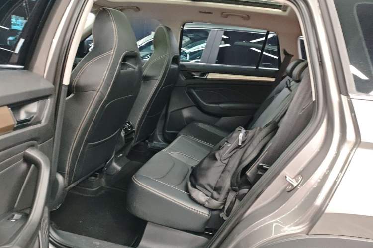 Used Skoda Kodiaq 2023 TSI330 7-Seater Two-Wheel-Drive Luxury Edition
