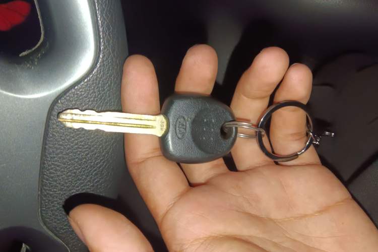 Used Kia K2 2015 Sedan 1.4L MT GLS
